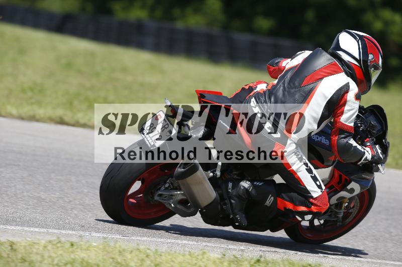 /Archiv-2024/29 12.06.2024 MOTO.CH Track Day ADR/Gruppe gelb/61